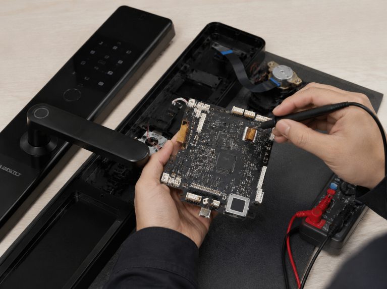 麻章区全自动智能锁主控电路板